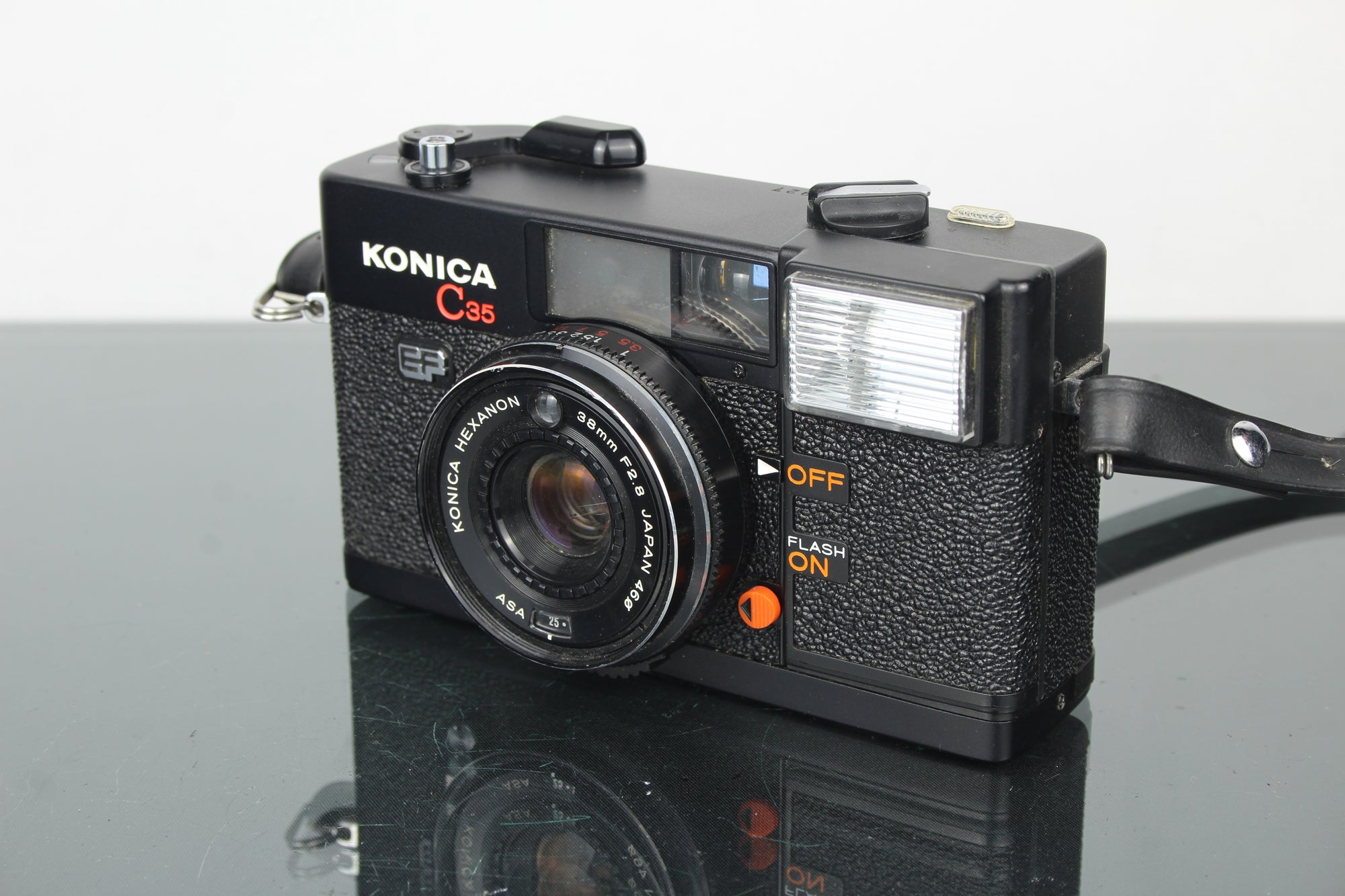 Konica C35