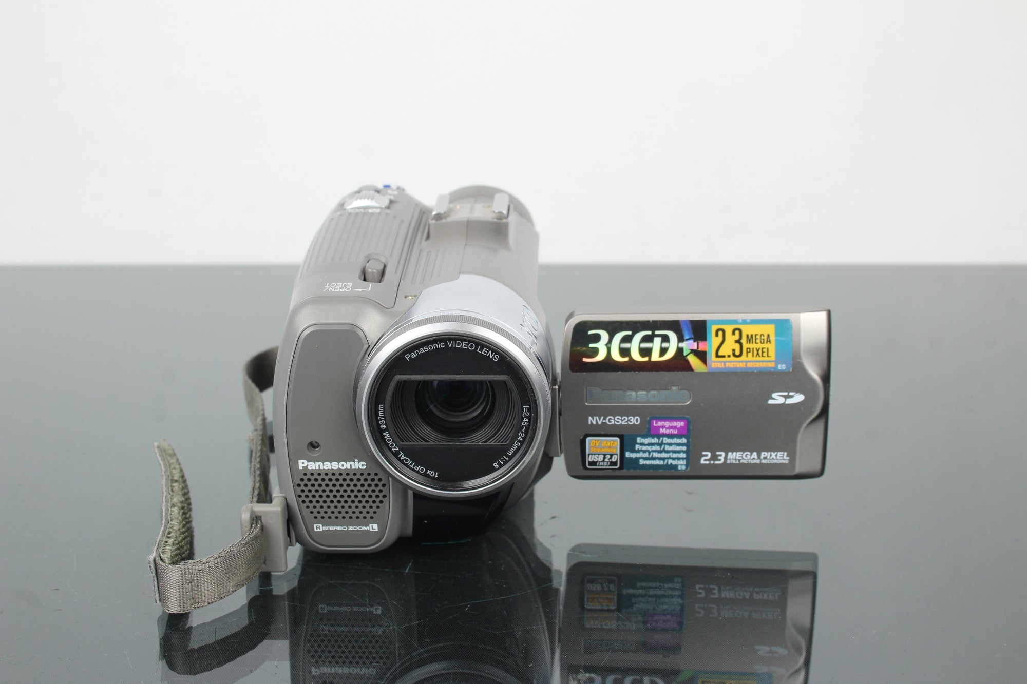Panasonic NV-GS230