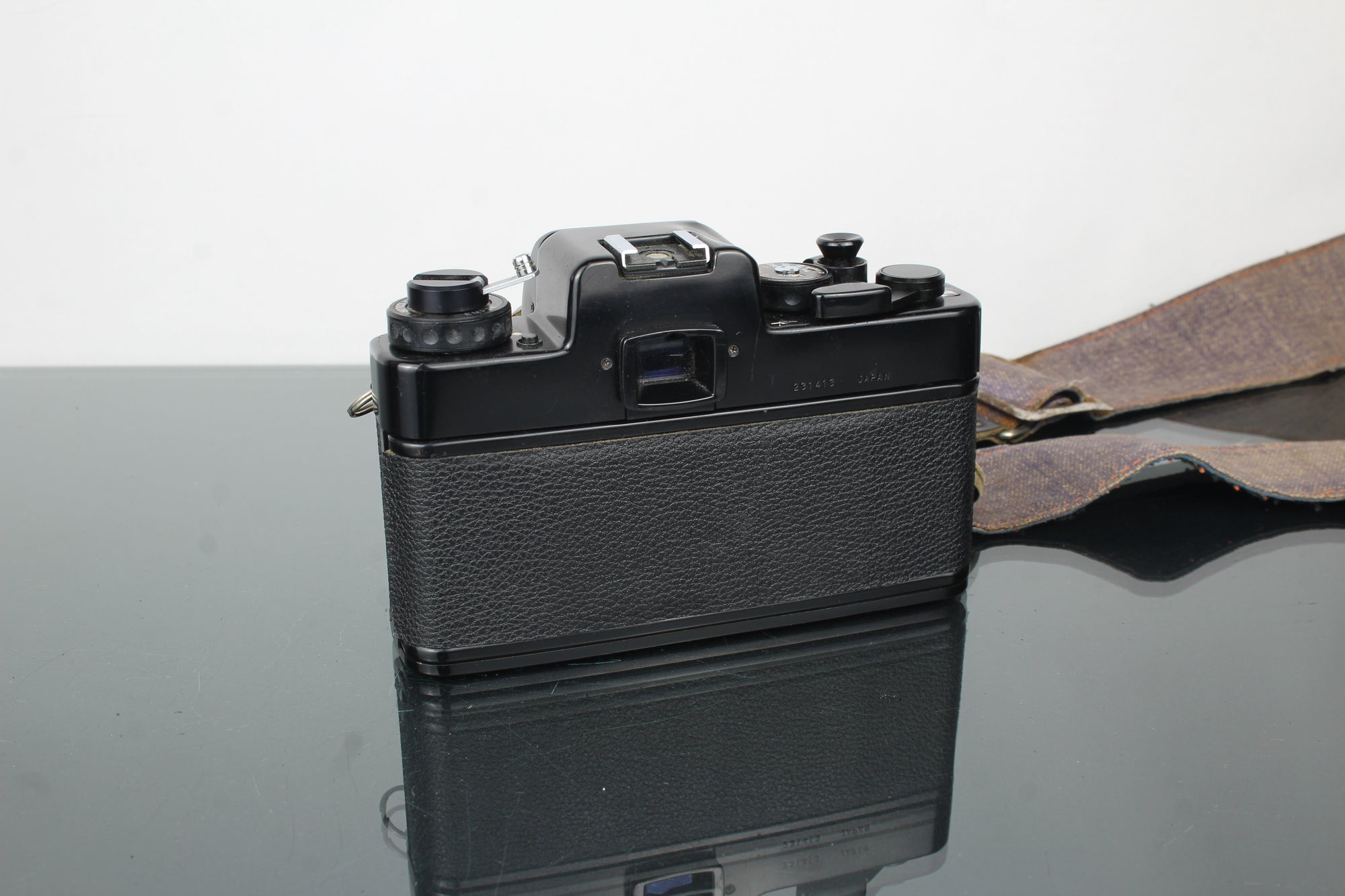 Revueflex 3003 + Revuenon 55mm 1.4 lens