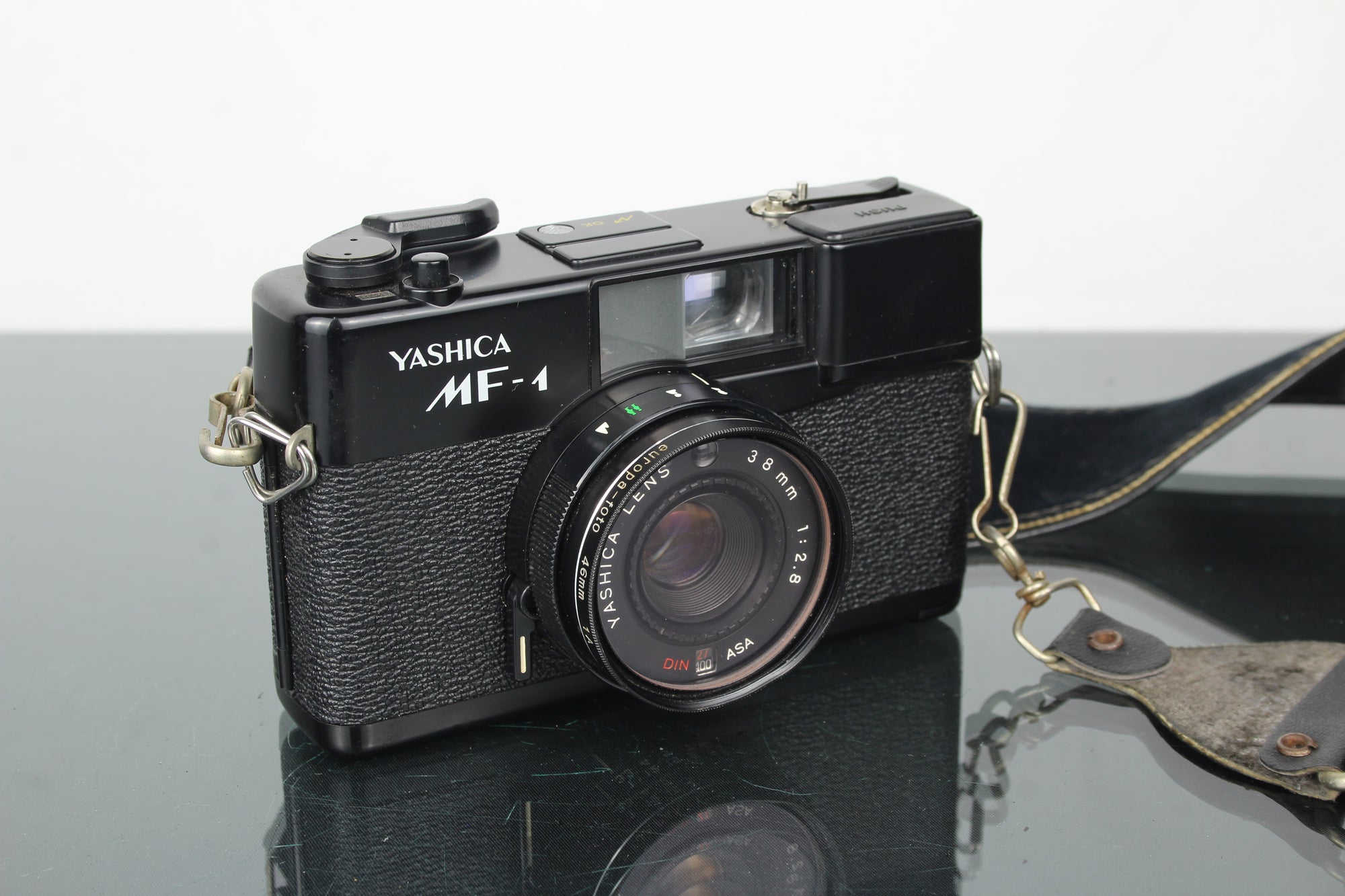 Yashica MF-1