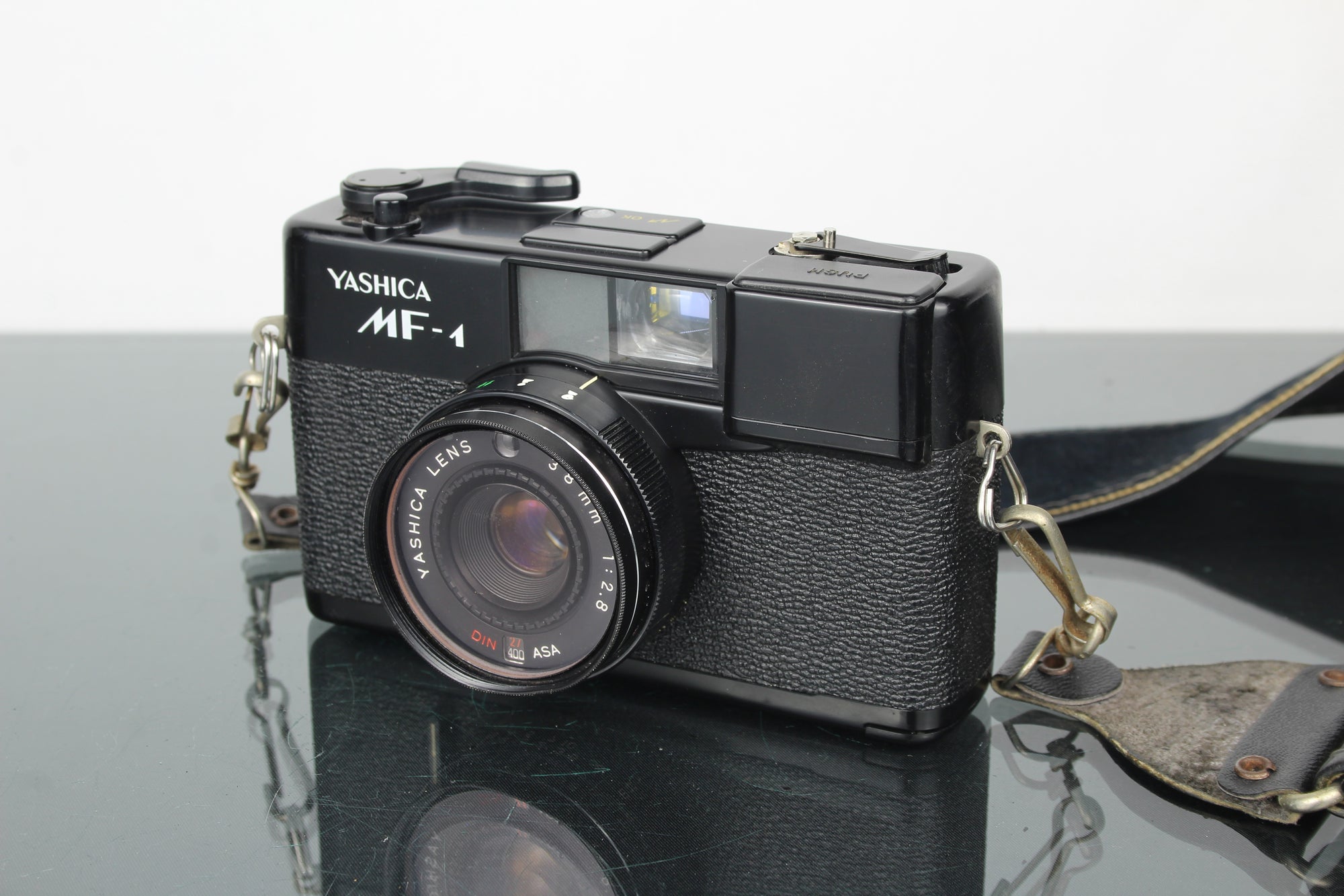 Yashica MF-1