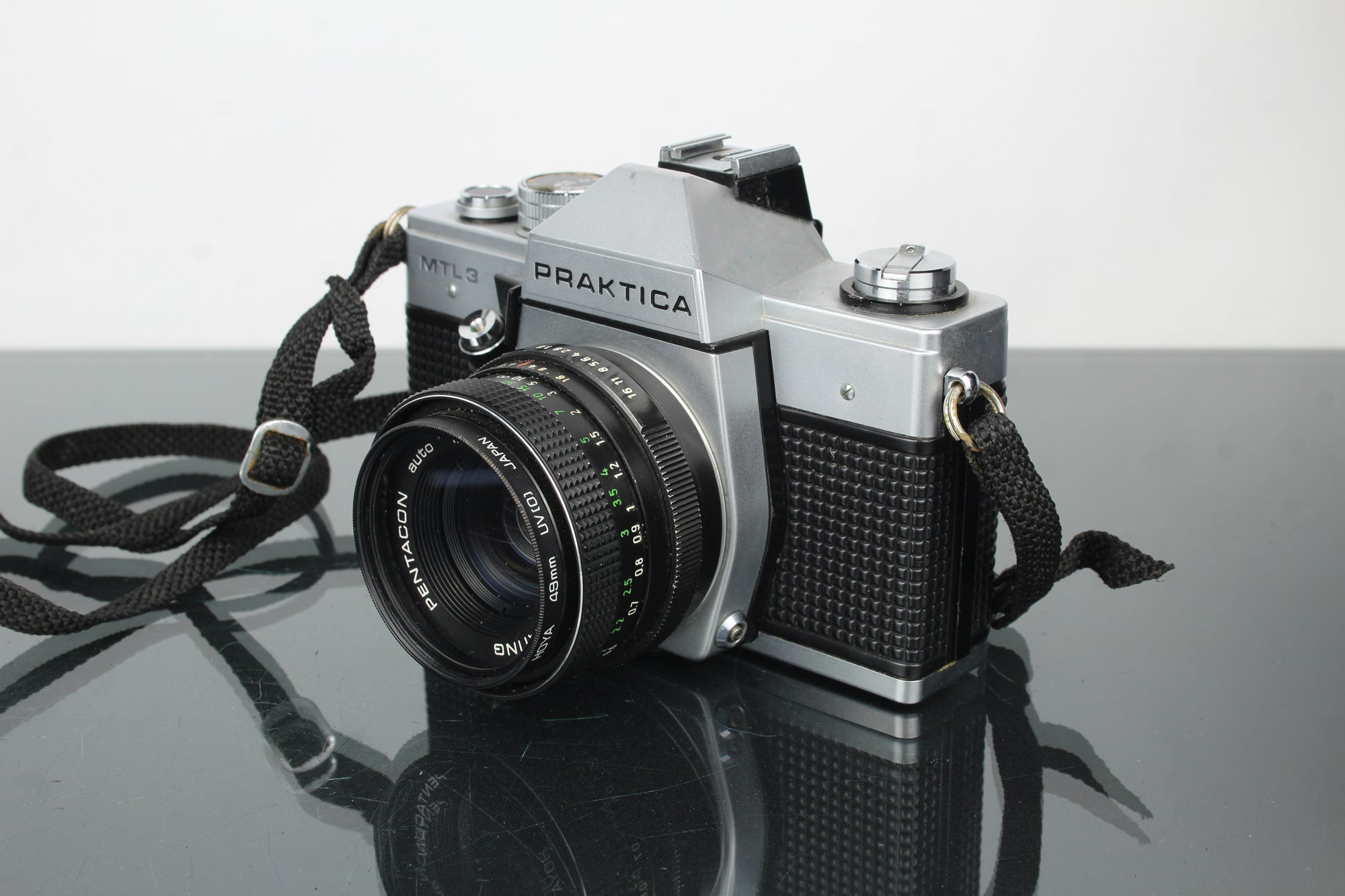 Praktica MTL3 + Pentacon auto 50mm 1.8 M42 lens