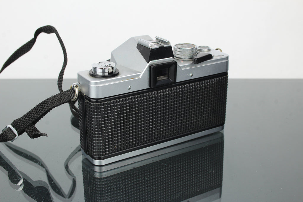 Praktica MTL3 + Pentacon auto 50mm 1.8 M42 lens