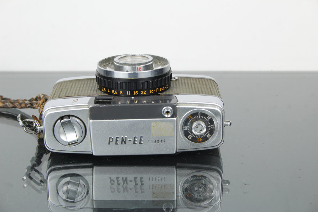 Olympus Pen-EE