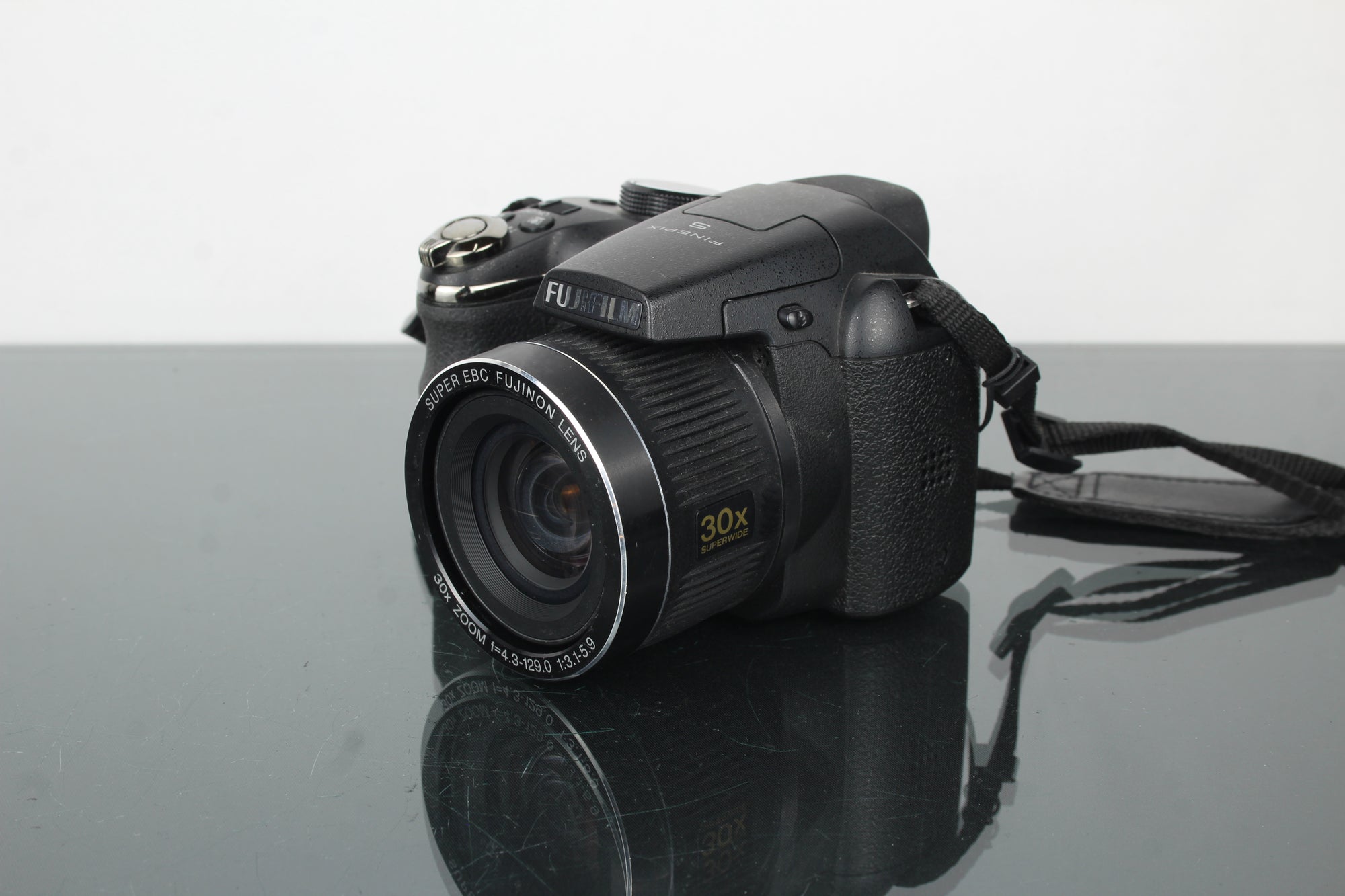 Fujifilm FinePix S4000