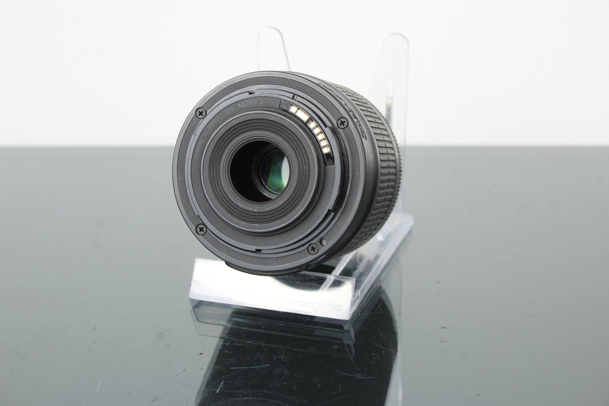 Canon Zoom EF-S 18-55mm 1:3.5-5.6 EF-S Mount