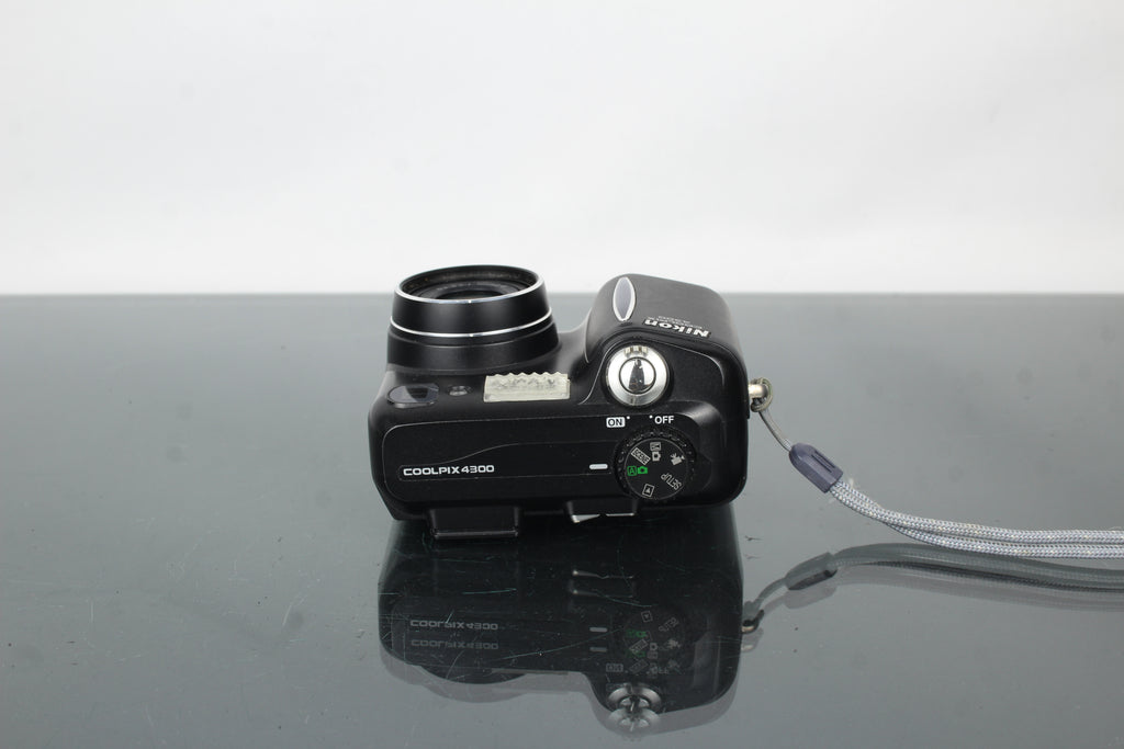 Nikon Coolpix 4300