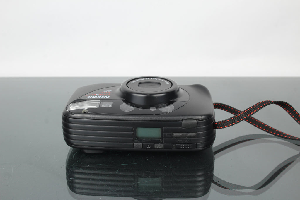 Nikon Zoom Touch 470 AF