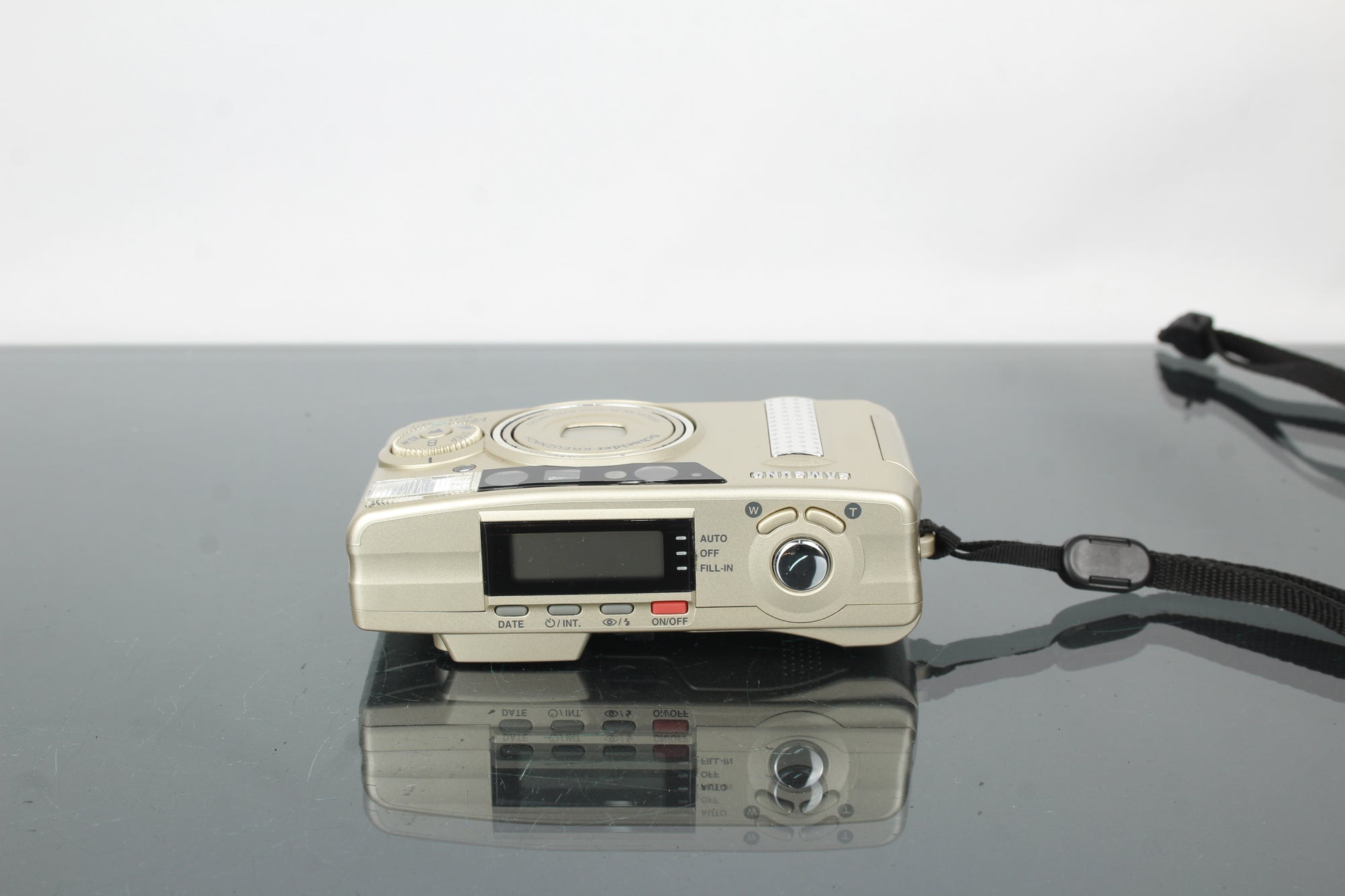 Samsung Vega 77i Quartz Date