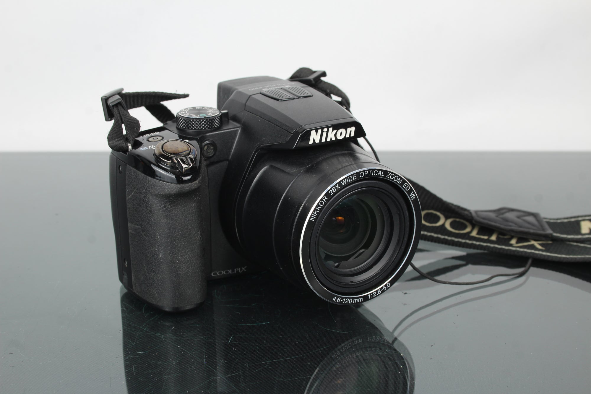 Nikon Coolpix P100