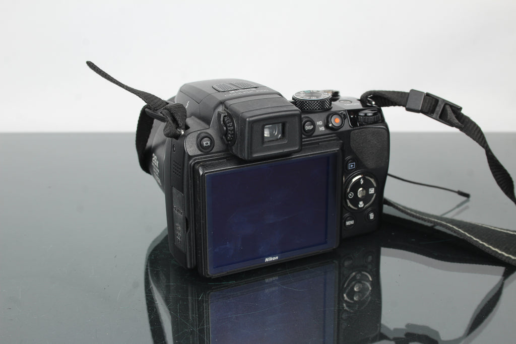 Nikon Coolpix P100