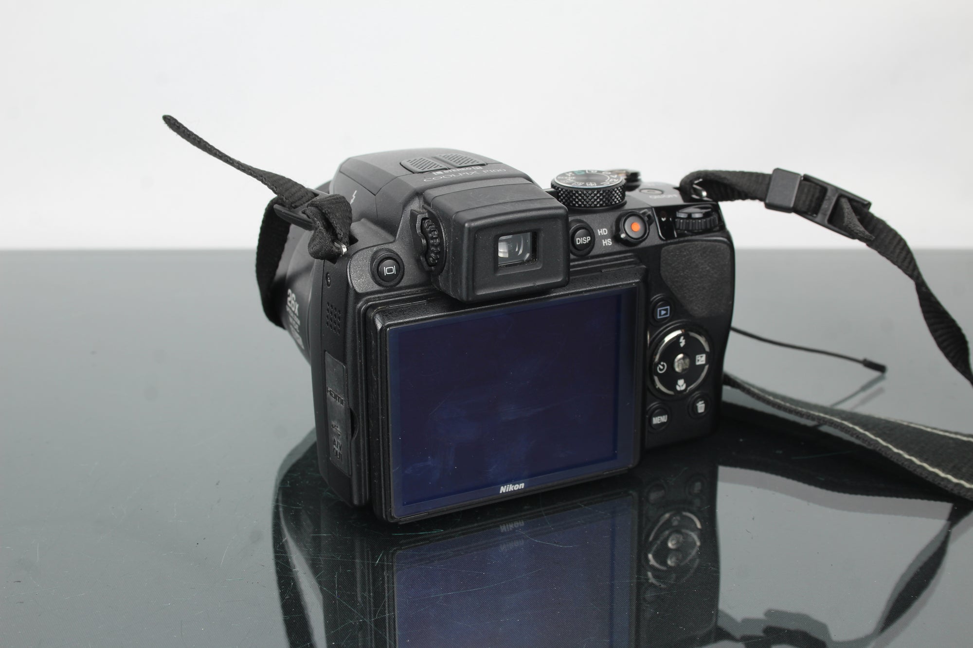 Nikon Coolpix P100