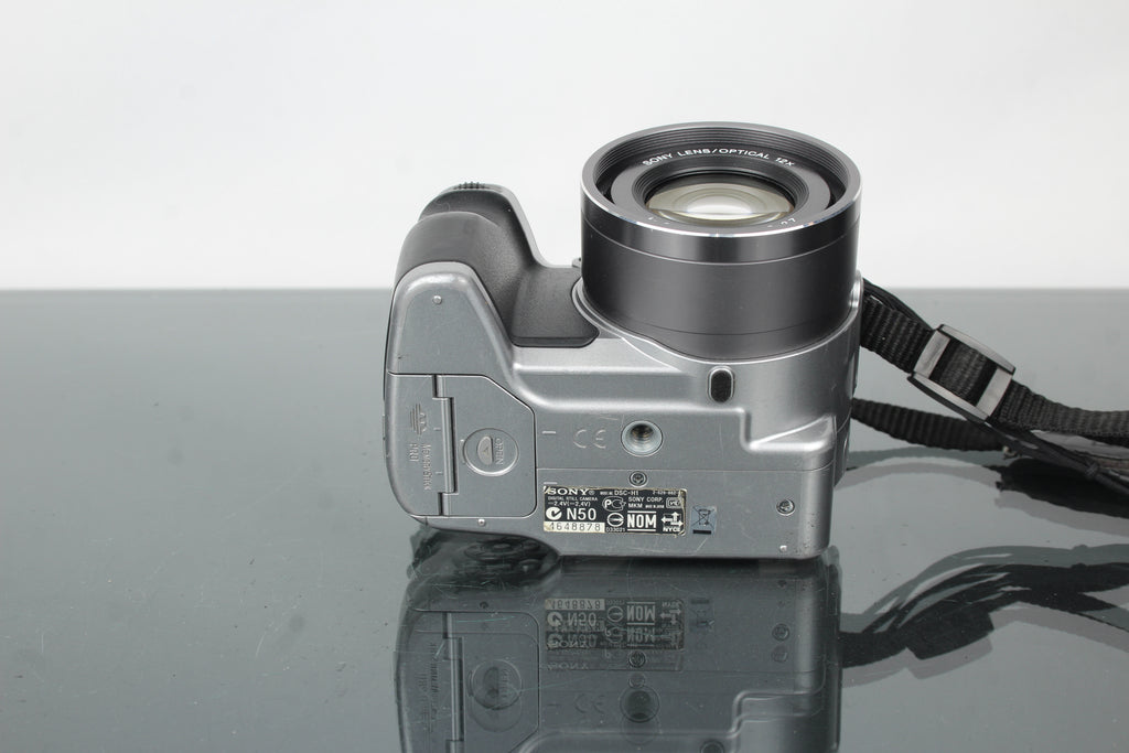 Sony Cyber-shot DSC-H1