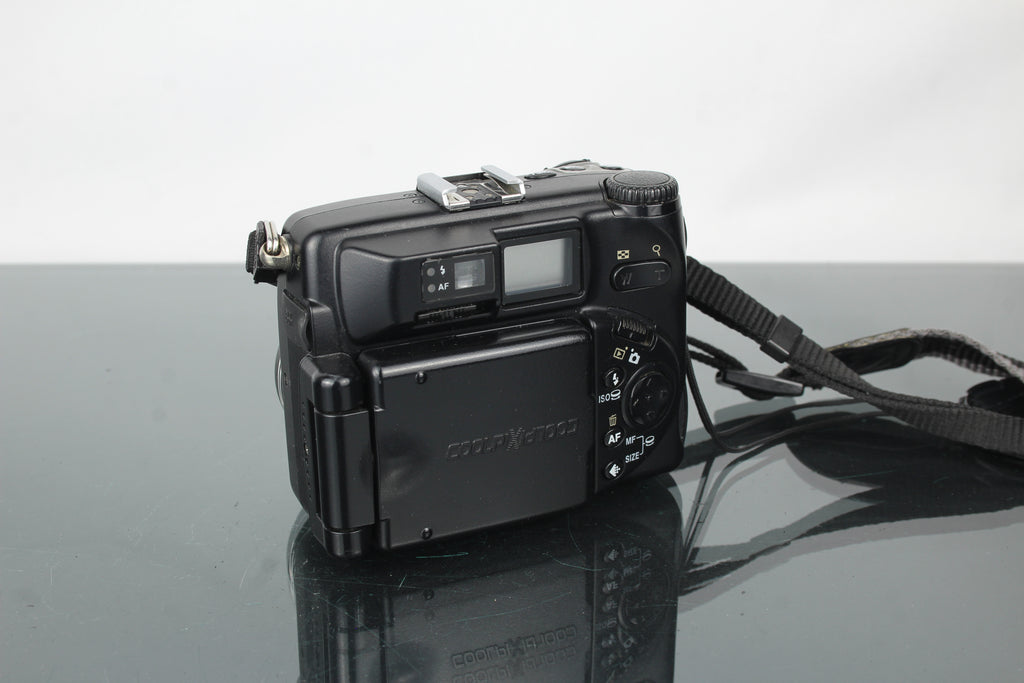 Nikon Coolpix 5000 AE-L