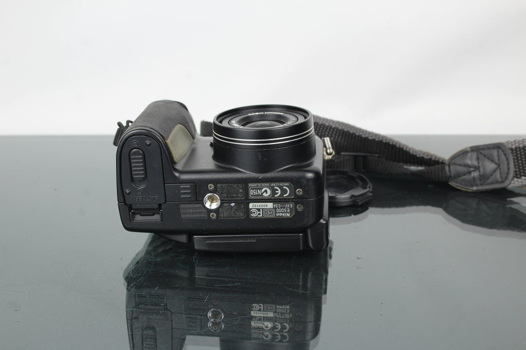 Nikon Coolpix 5000 AE-L