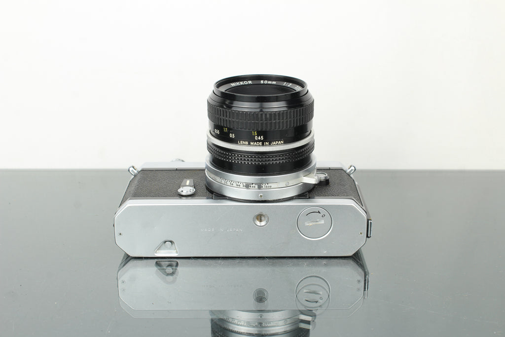 Nikkormat FT-2 + 50mm 1:2 Nikkor lens
