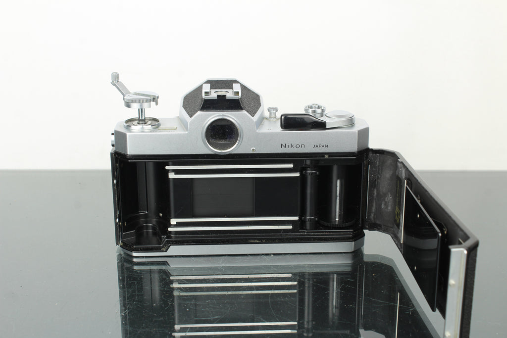 Nikkormat FT-2 + 50mm 1:2 Nikkor lens