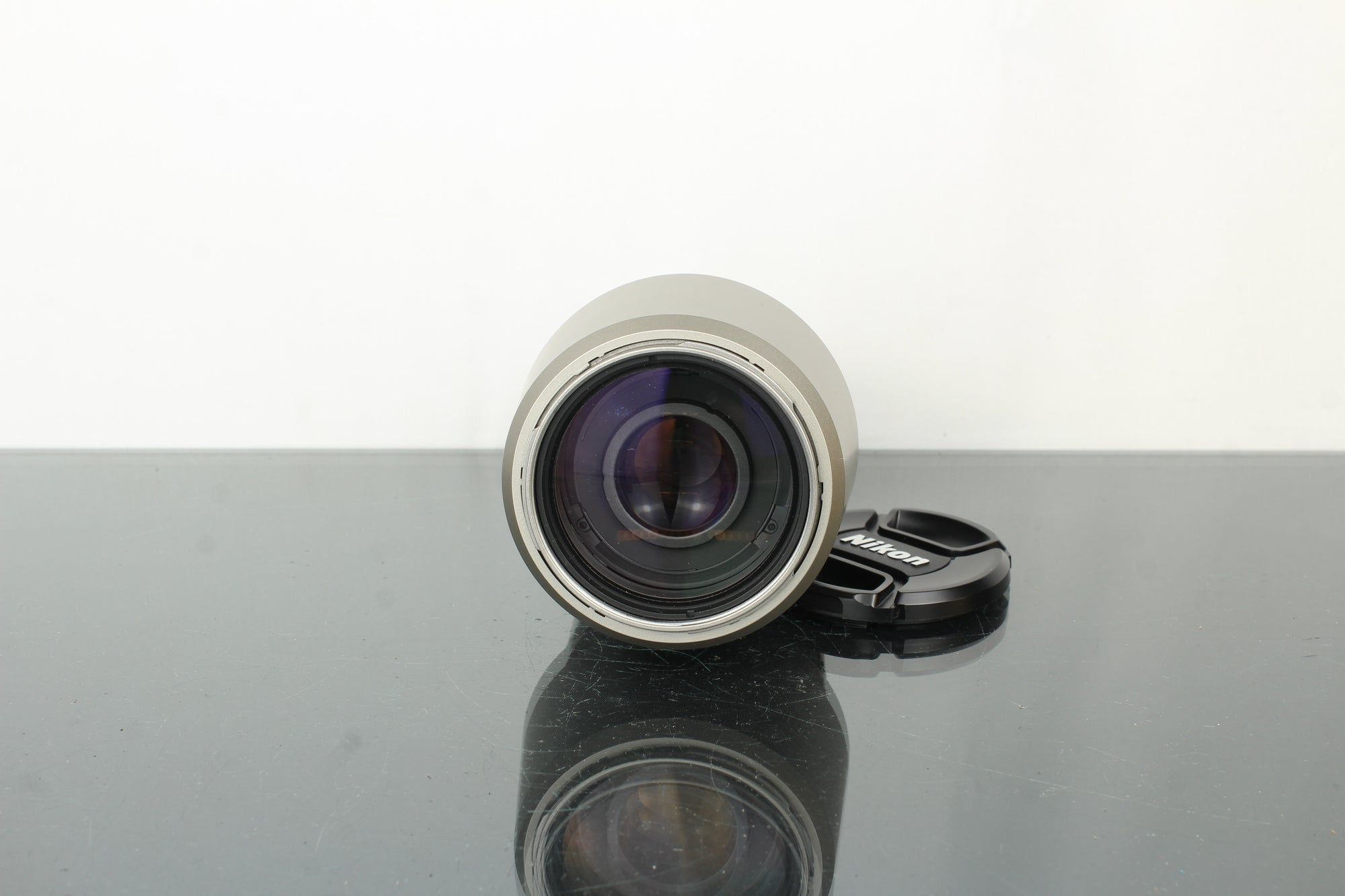 Nikon Nikkor F AF G Zoom 70-300mm f/4-5.6 F-mount lens