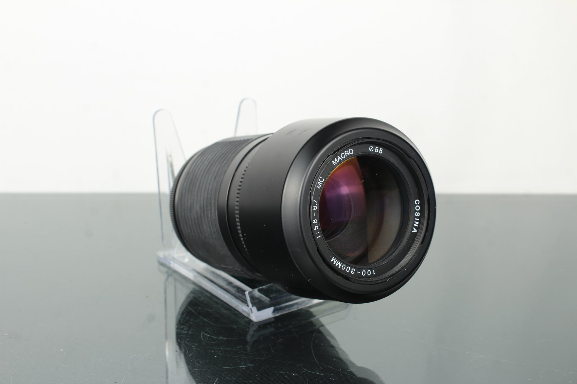 Cosina AF 100-300 f5.6/6.7 Nikon AF lens mount