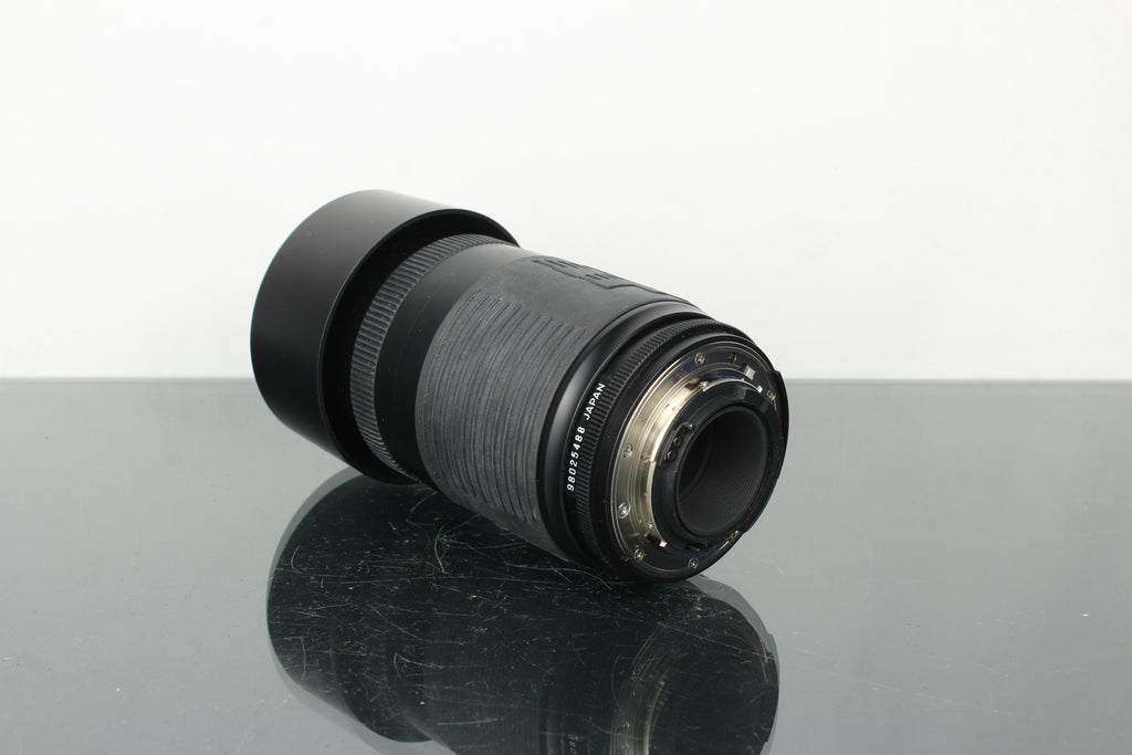 Cosina AF 100-300 f5.6/6.7 Nikon AF lens mount