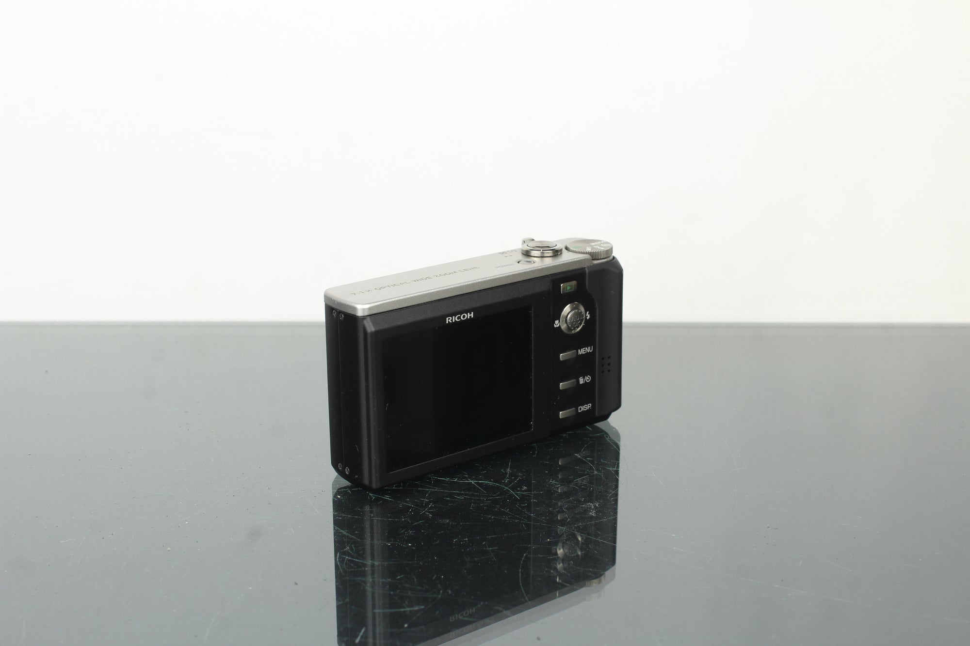 Ricoh R8
