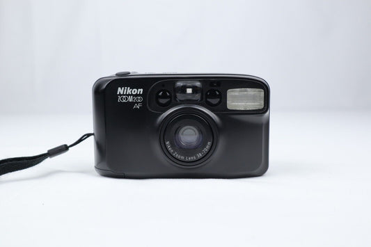 Nikon Zoom 200 AF | 35mm Point & Shoot Film Camera | Black