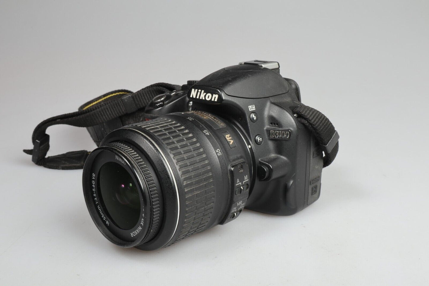 Nikon D3100 | DSLR-Kamera | Nikon AF-S DX 18–55 mm F/3,5–5,6 G Zoomobjektiv