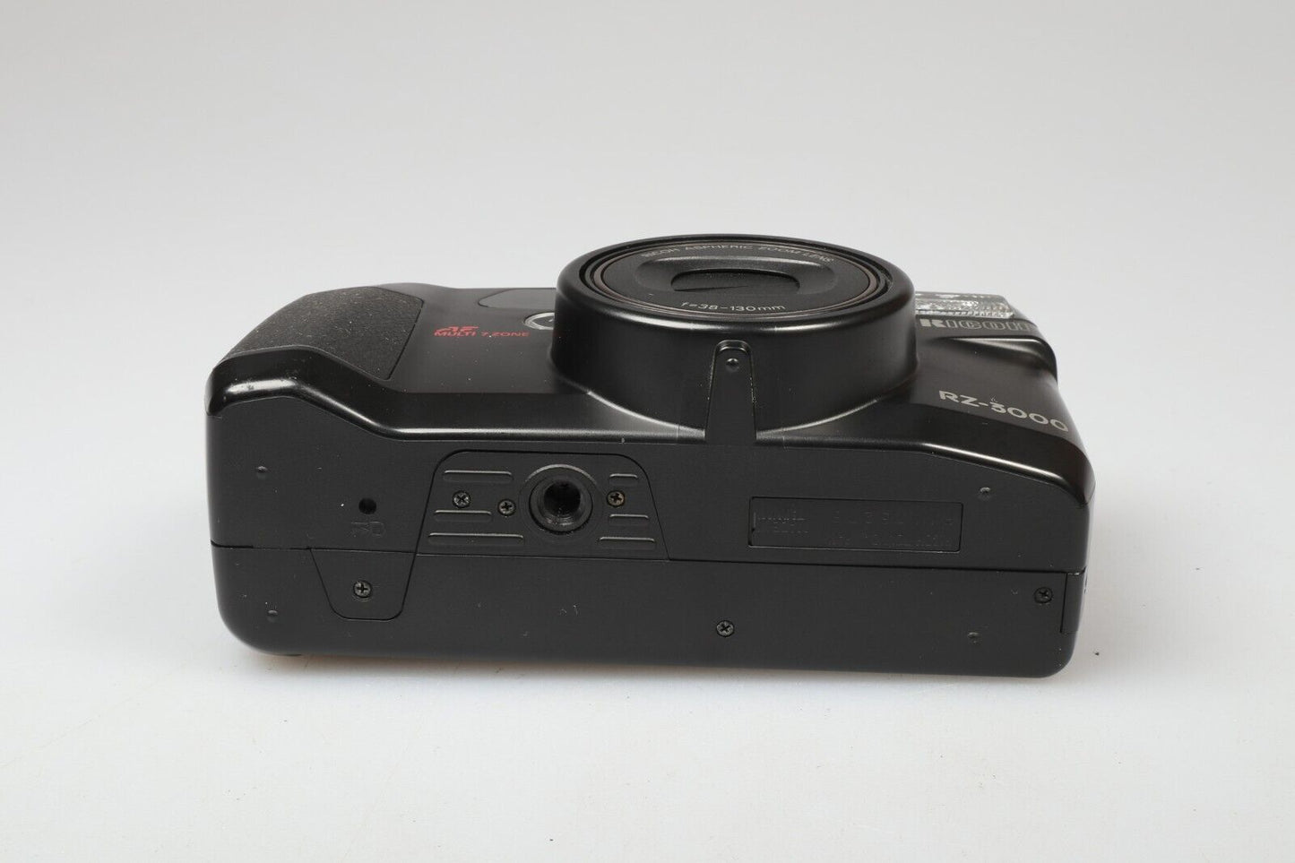 Ricoh RZ-3000 | 35 mm richt- en schietfilmcamera | F=38-130 mm-lens | Zwart 