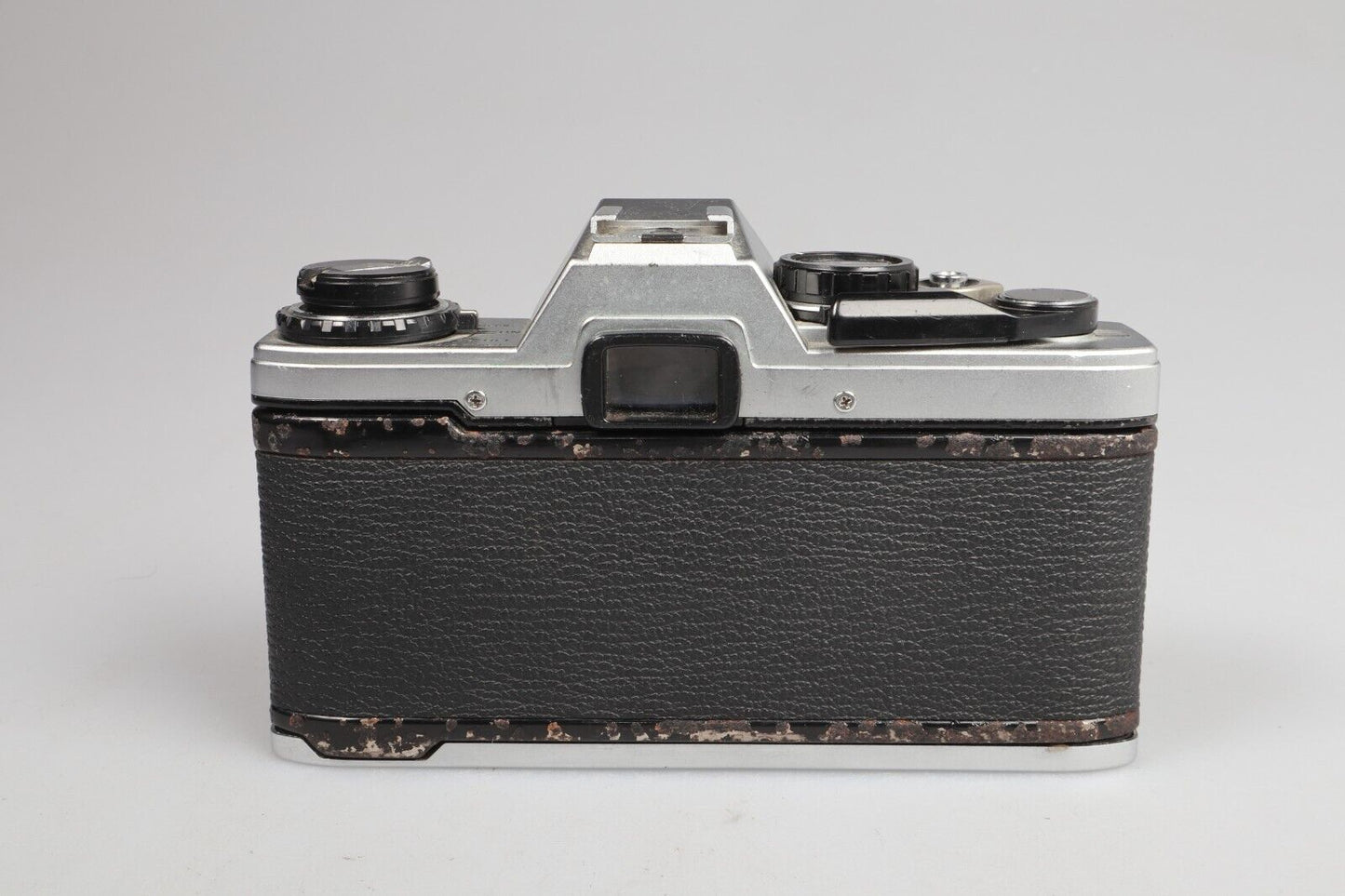 Olympus OM10 | 35mm SLR Film Camera | Body Only