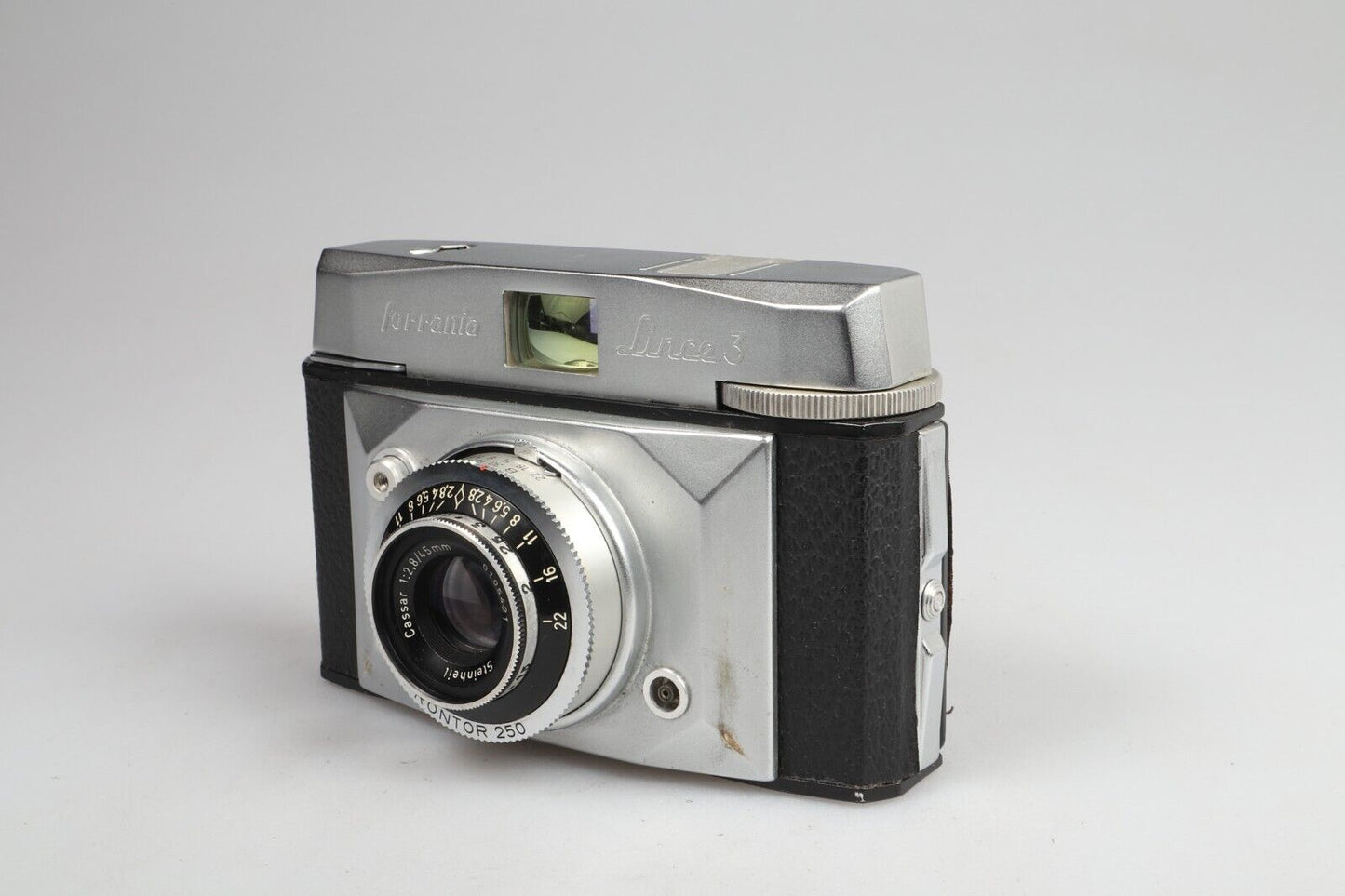 Ferrania Lince 3 | 35mm Point & Shoot Film Camera