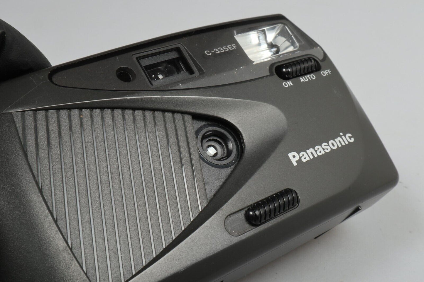 Panasonic C-335EF | Fotocamera punta e scatta da 35 mm | Nero