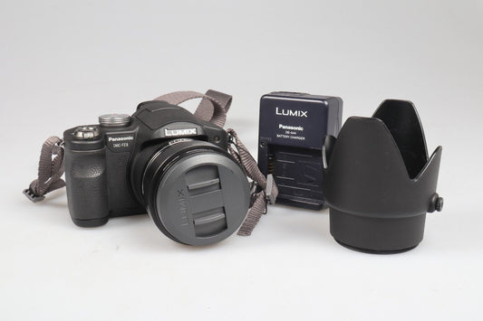 Panasonic LUMIX DMC-FZ8 | Digital Camera | 7.2MP | Black