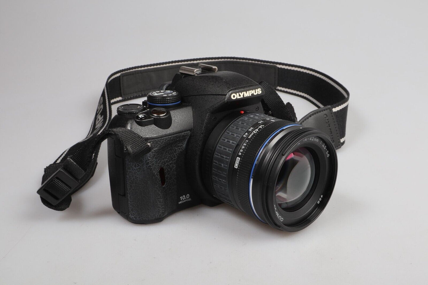 Olympus E-420 | Digital SLR Camera | 14-42mm 1:3.5-5.6 ED Lens