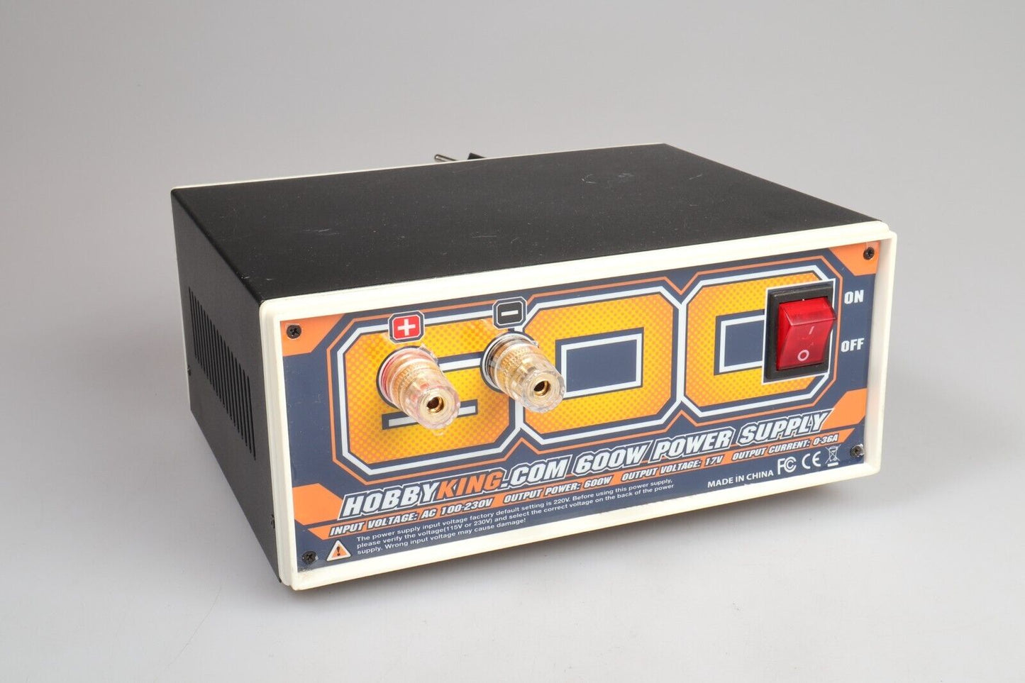 Hobbyking.com 600W | Voeding 17V