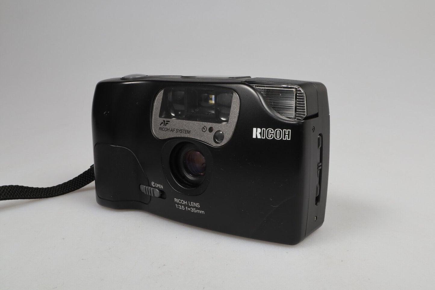 Ricoh FF-9S | 35mm Film Point & Shoot Camera | Black