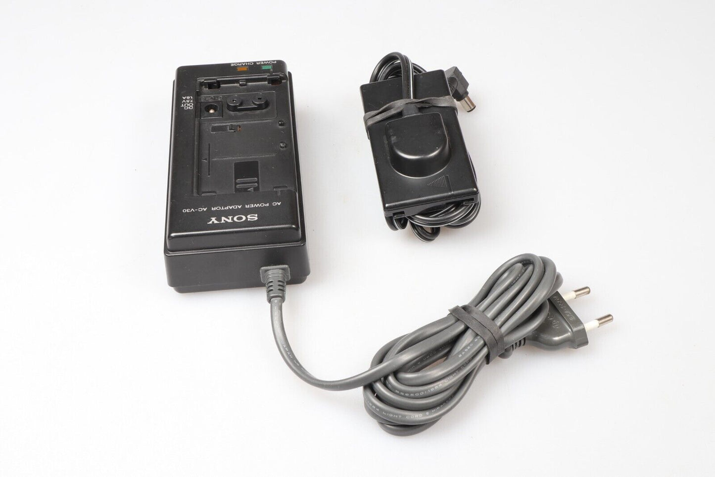 SONY AC-V30 | Power Adaptor