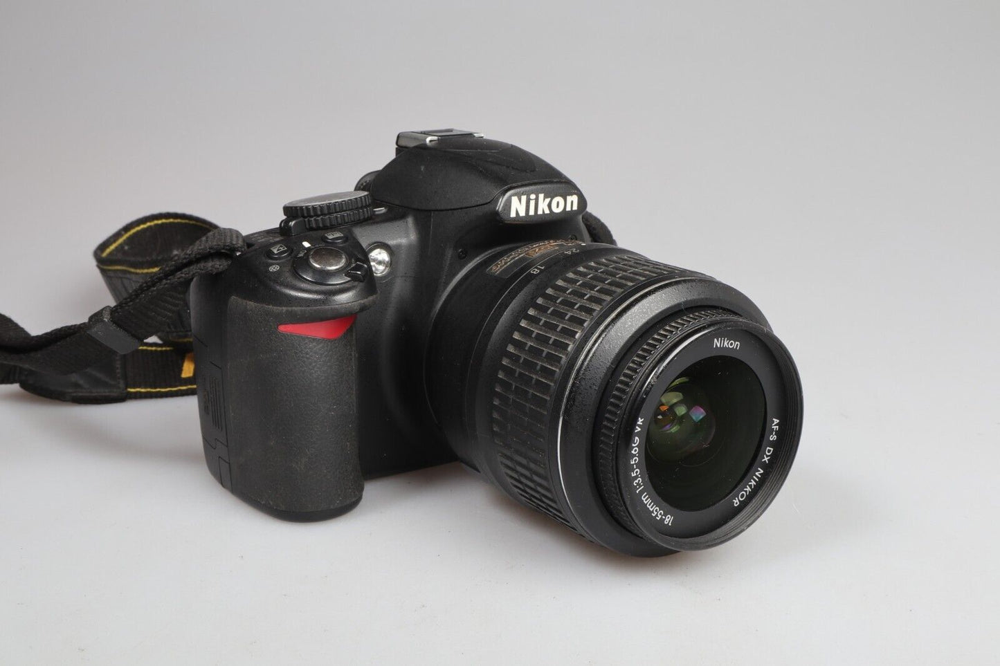 Nikon D3100 | DSLR-camera | Nikon AF-S DX 18-55 mm F/3.5-5.6G zoomlens