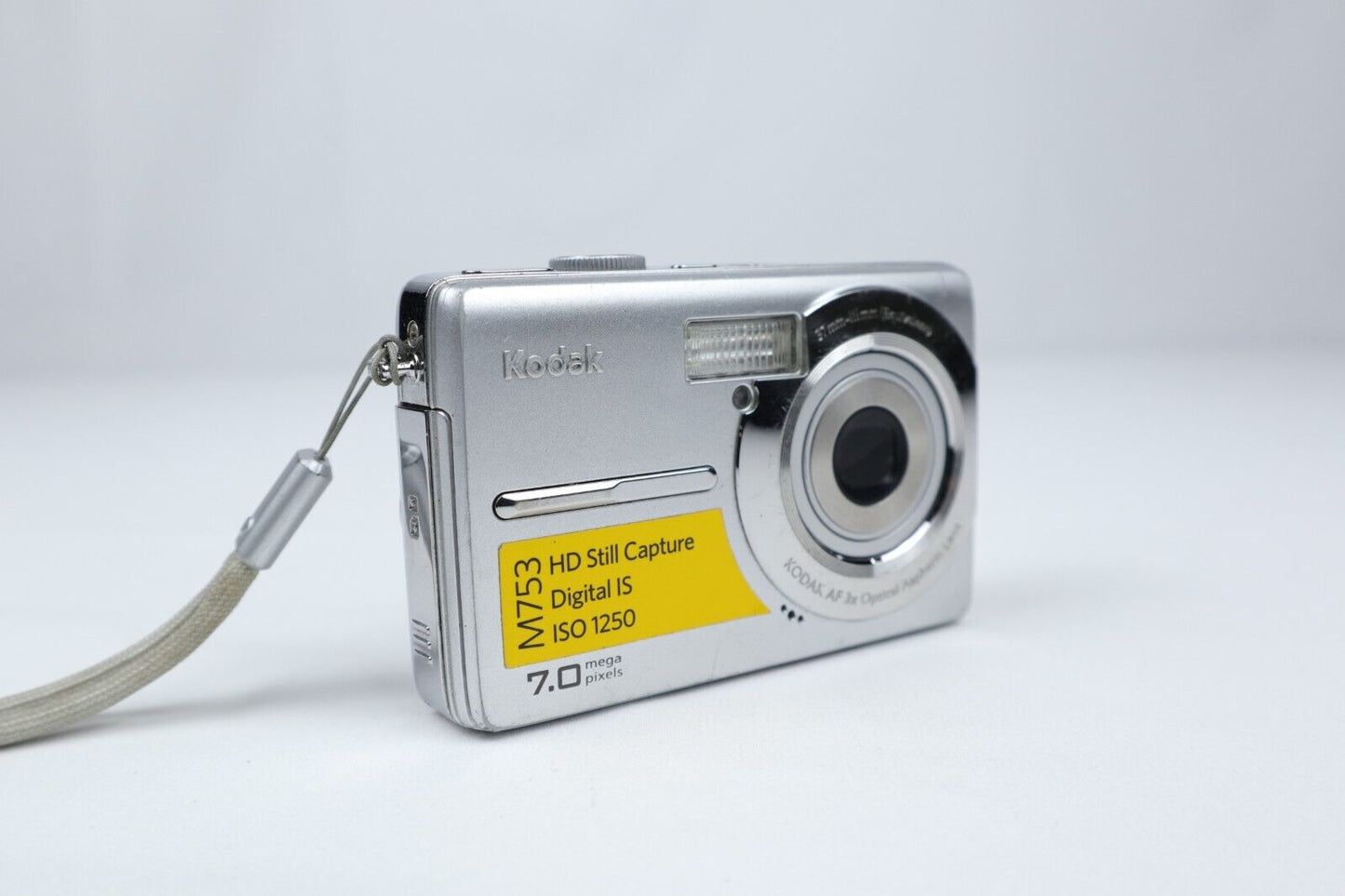 Kodak EasyShare M753 | Digital Compact Camera | 7.0MP | Silver