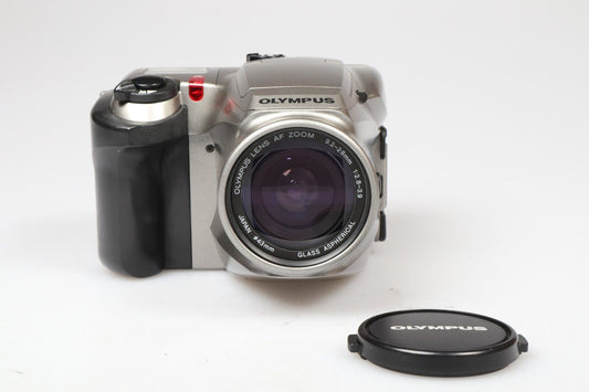 Olympus Camedia C-1400 XL | Digital SLR Camera | Silver Vintage
