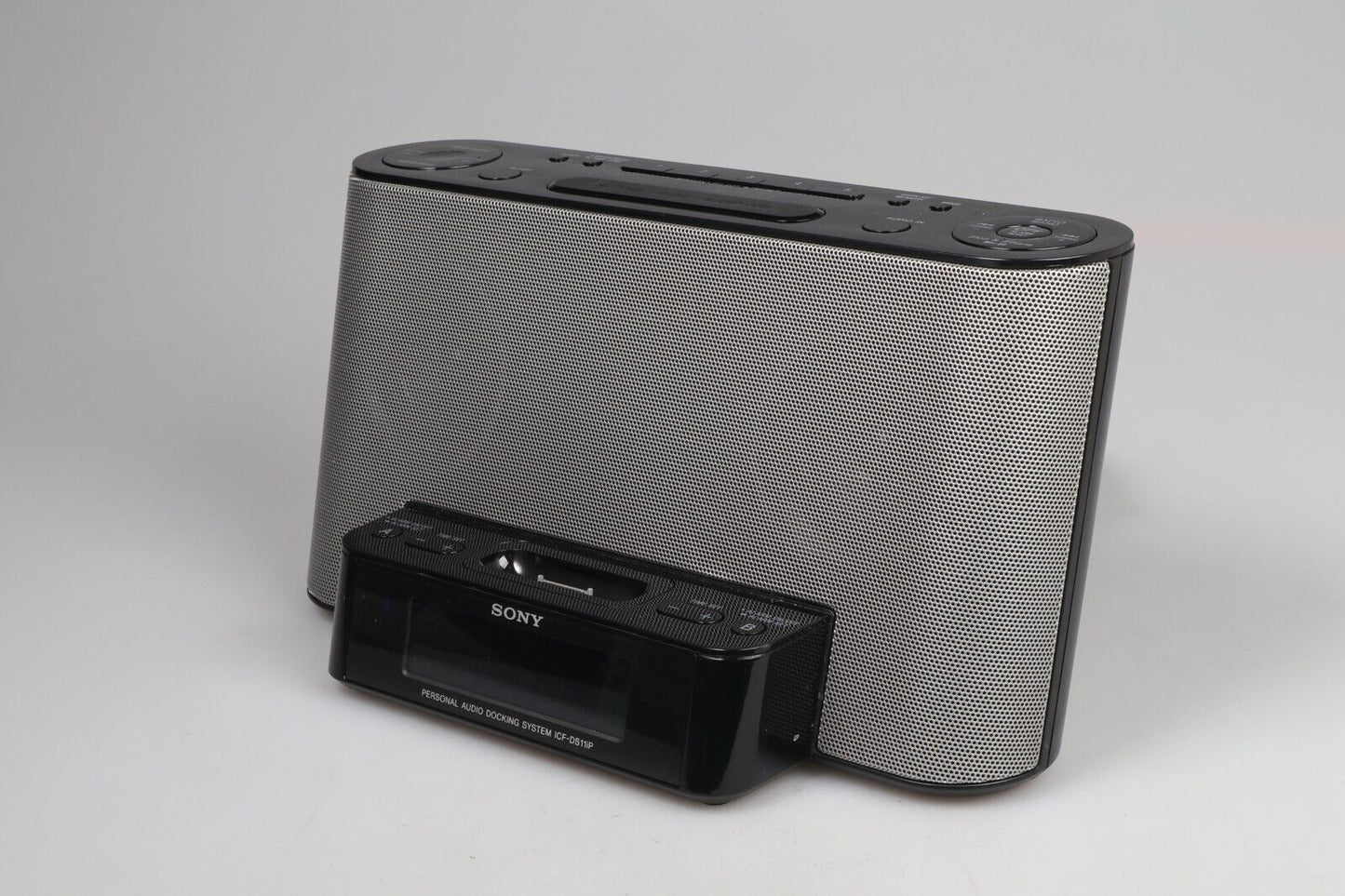 Sony ICF-DS11 iP | Personal Audio Docking System