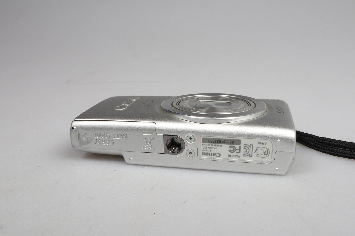 Canon IXUS 132 | Digital Compact Camera | 16MP | Silver