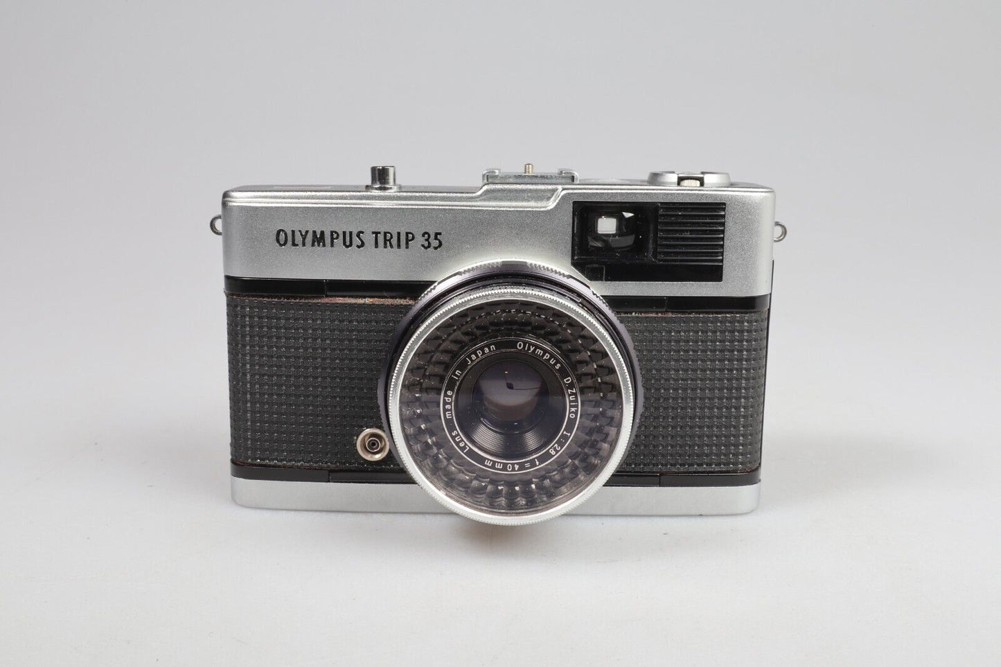 Olympus Trip 35 | 35mm Point & Shoot Film Camera | Silver/Black