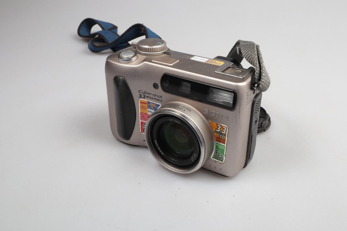 Sony Cybershot DSC-S75 | Fotocamera digitale compatta | 3,3MP | Argento