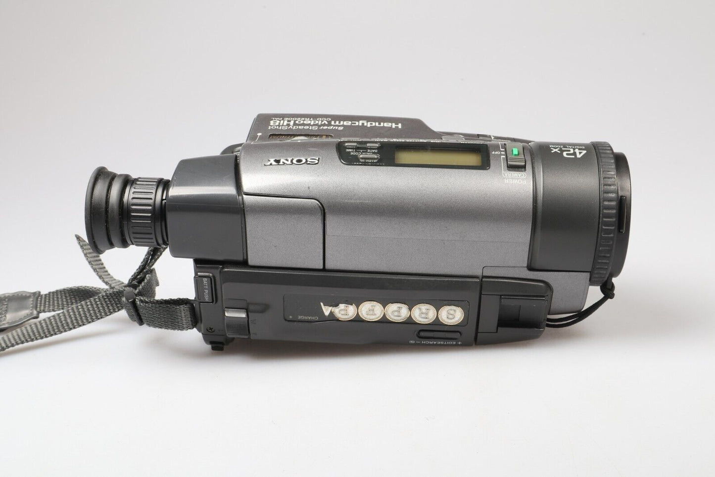 Sony CCD-TR2200E | Analog Video Camera | Hi8 Tape Handycam