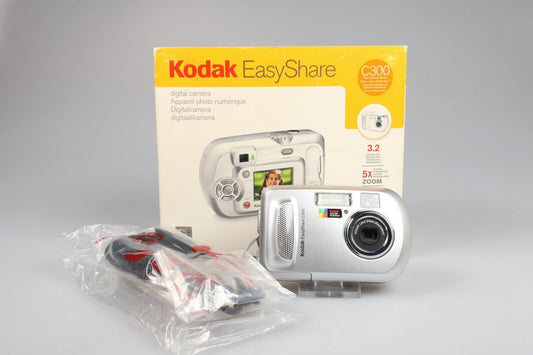 Kodak EasyShare C300 | Digital Compact Camera | 3.2MP | Silver