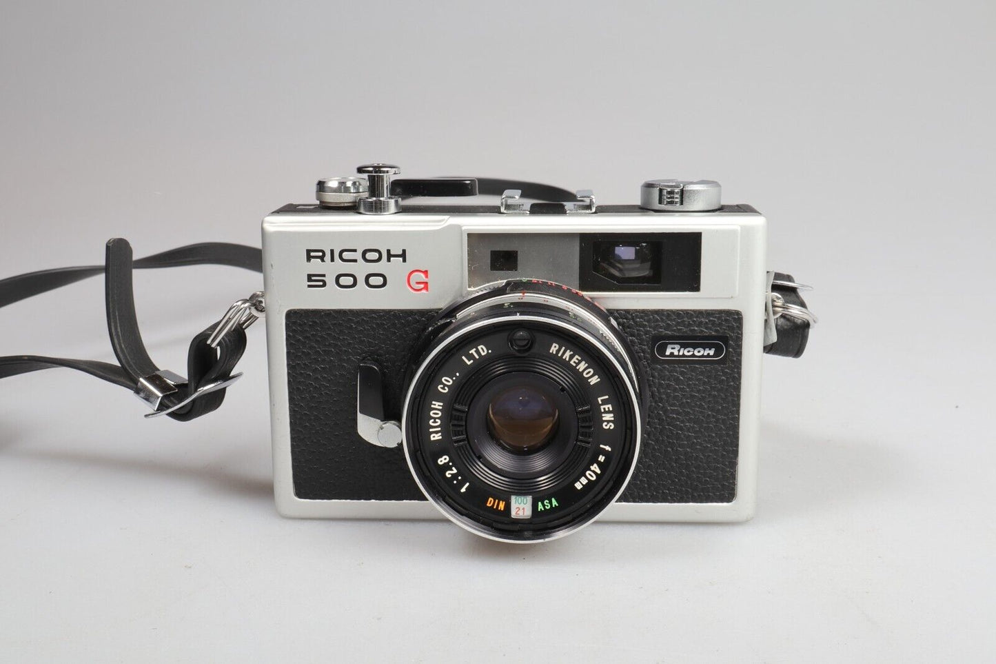 Ricoh 500 G | 35 mm meetzoekercamera | Zwart/zilver