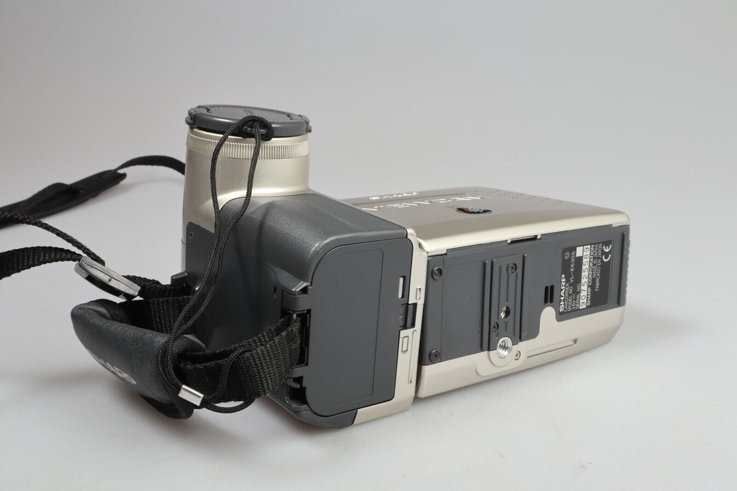 <tc>Sharp VL-E630 | Digitale camcorder | Zilver</tc>