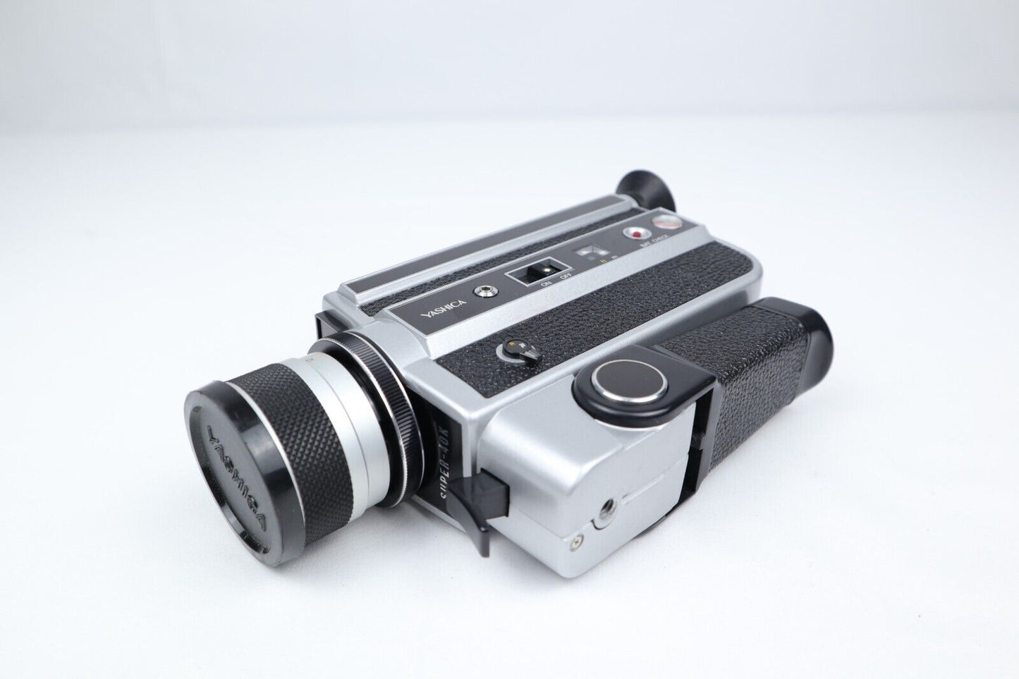 Yashica Super 40K | Super-8 Film Camera | Silver