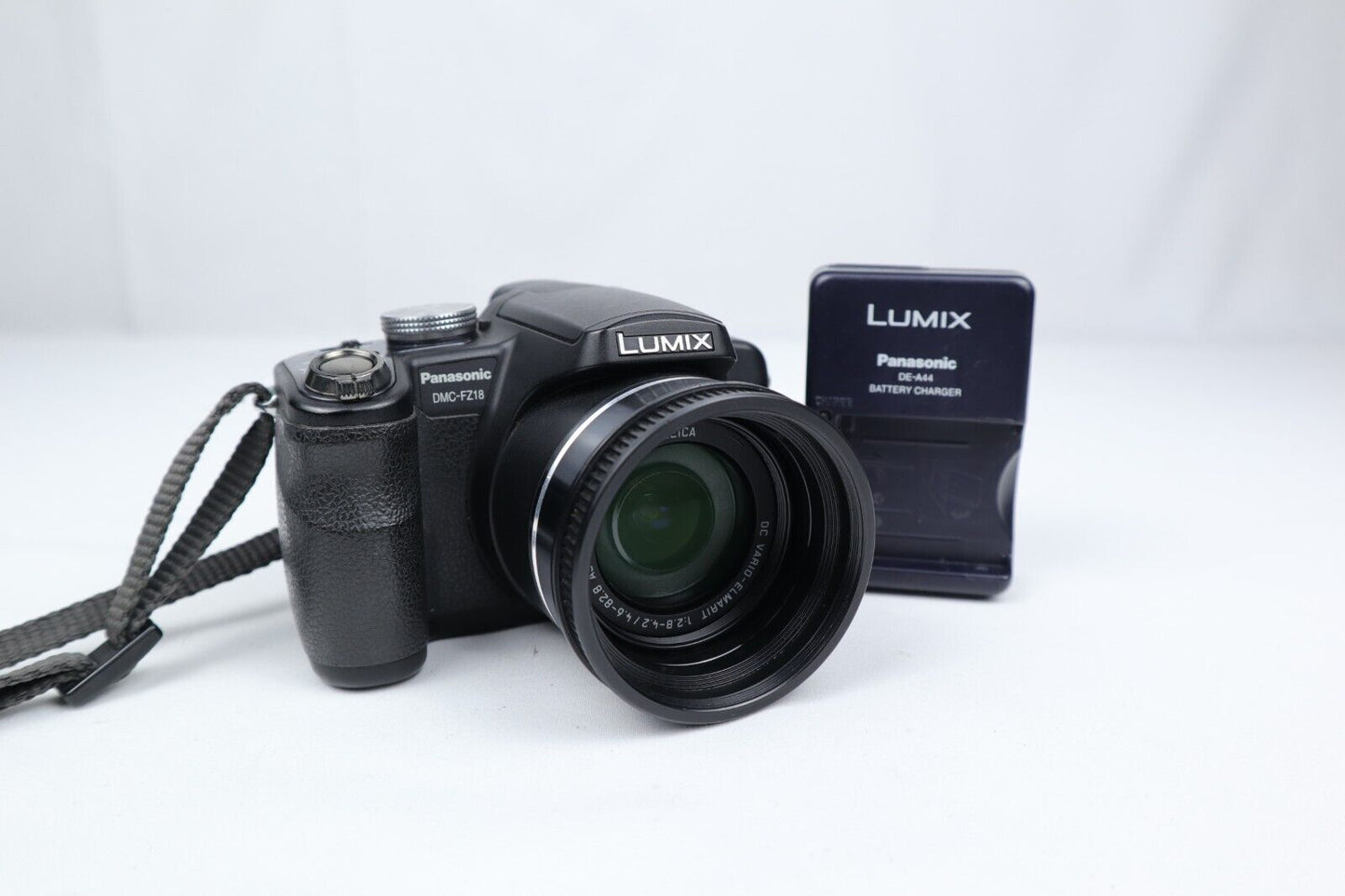 Panasonic Lumix DMC-FZ18 | Digitale brugcamera | 8,1MP | Zwart