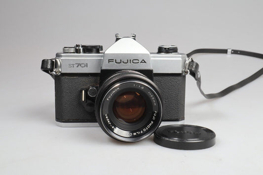 Fujica ST701 | Appareil photo reflex argentique 35 mm | Objectif Fujinon 55 mm 1:1,8